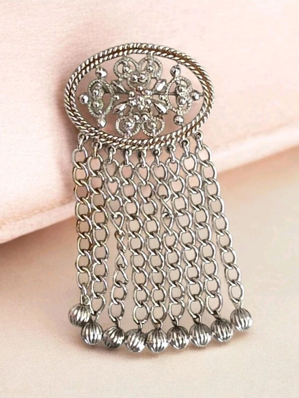 Vintage Signed Sarah Coventry Silvertone Fringe Brooch Floral Dangle Tassel